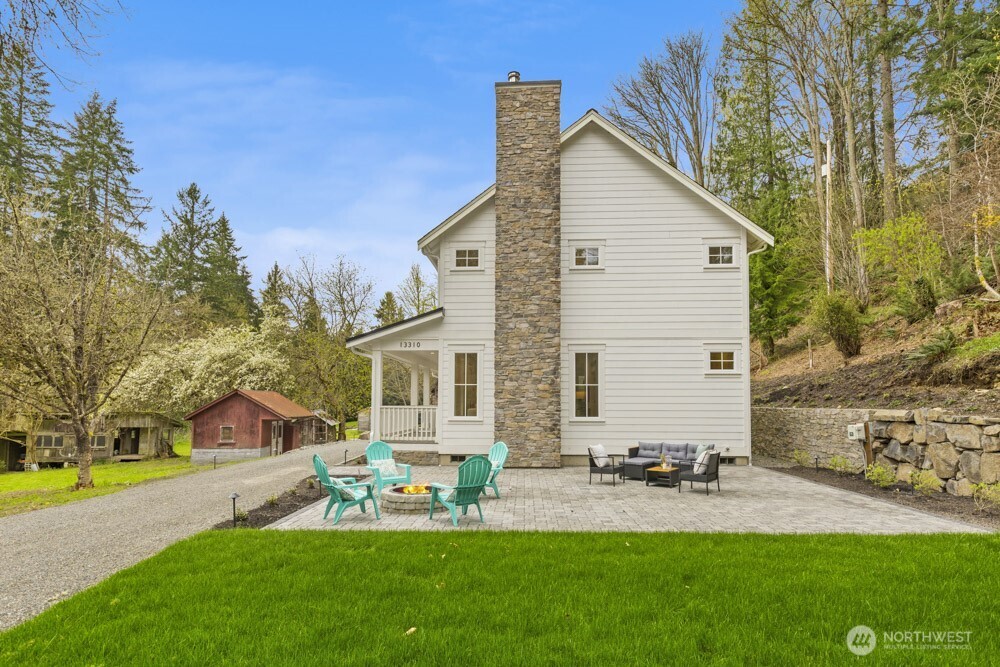 13310 Fettig Road E, Buckley, WA 98321-9644