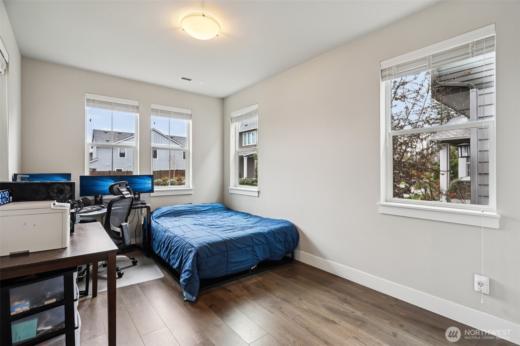 23607 SE 269th Court , Maple Valley, WA 98038