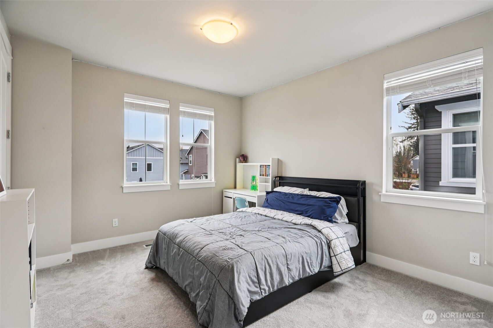23607 SE 269th Court , Maple Valley, WA 98038