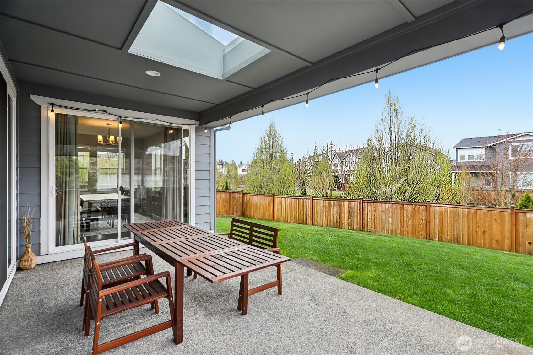 23607 SE 269th Court , Maple Valley, WA 98038
