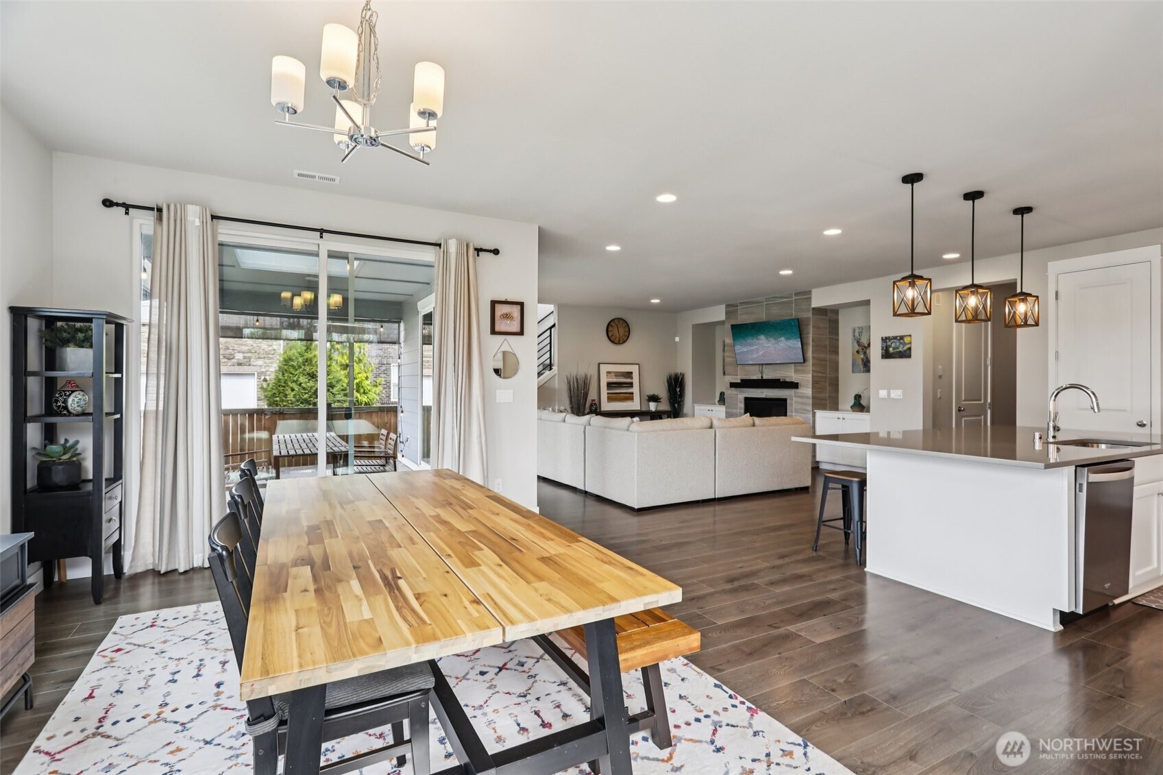 23607 SE 269th Court , Maple Valley, WA 98038