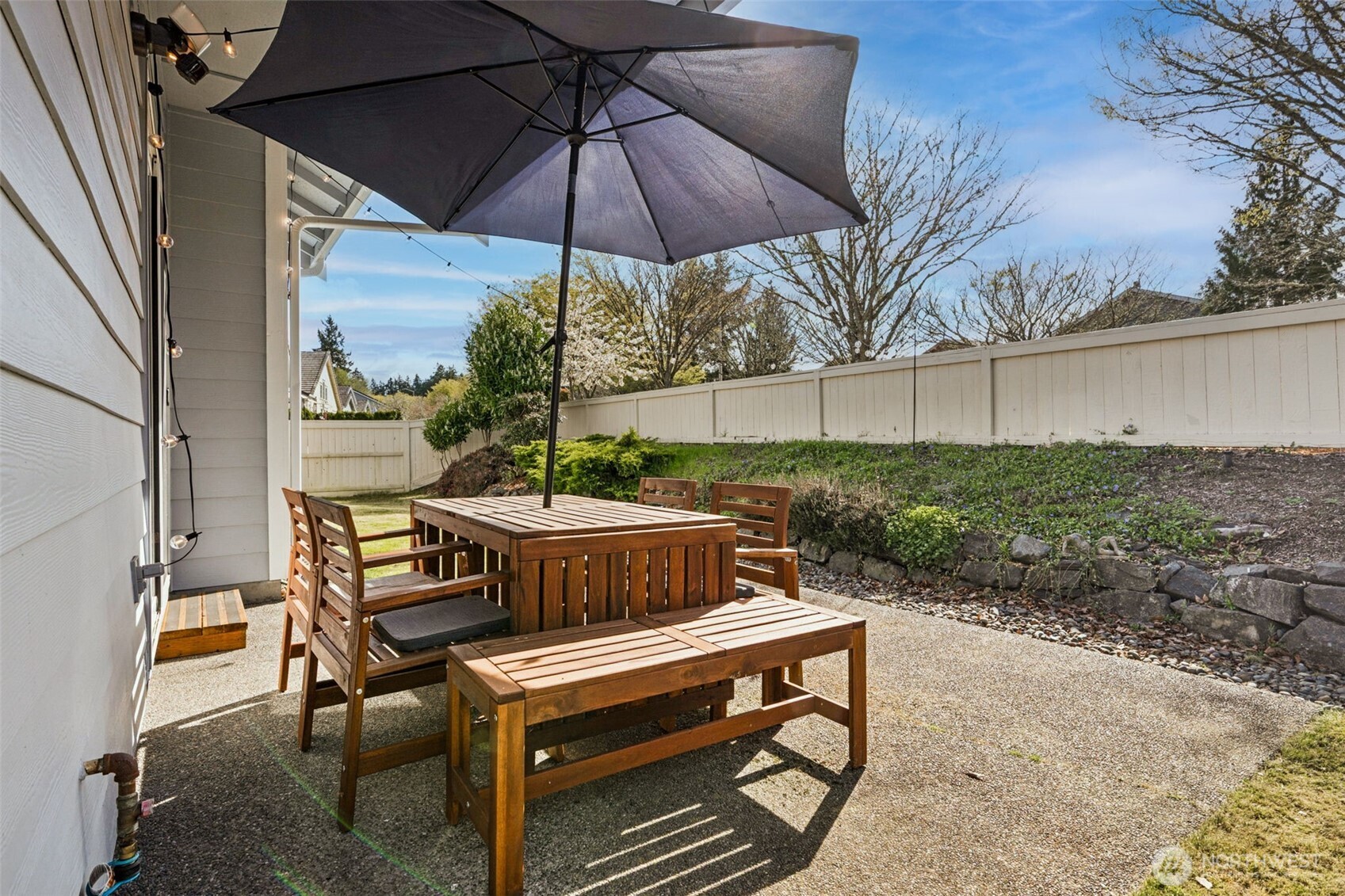 4209 Campus Green Drive NE, Lacey, WA 98516