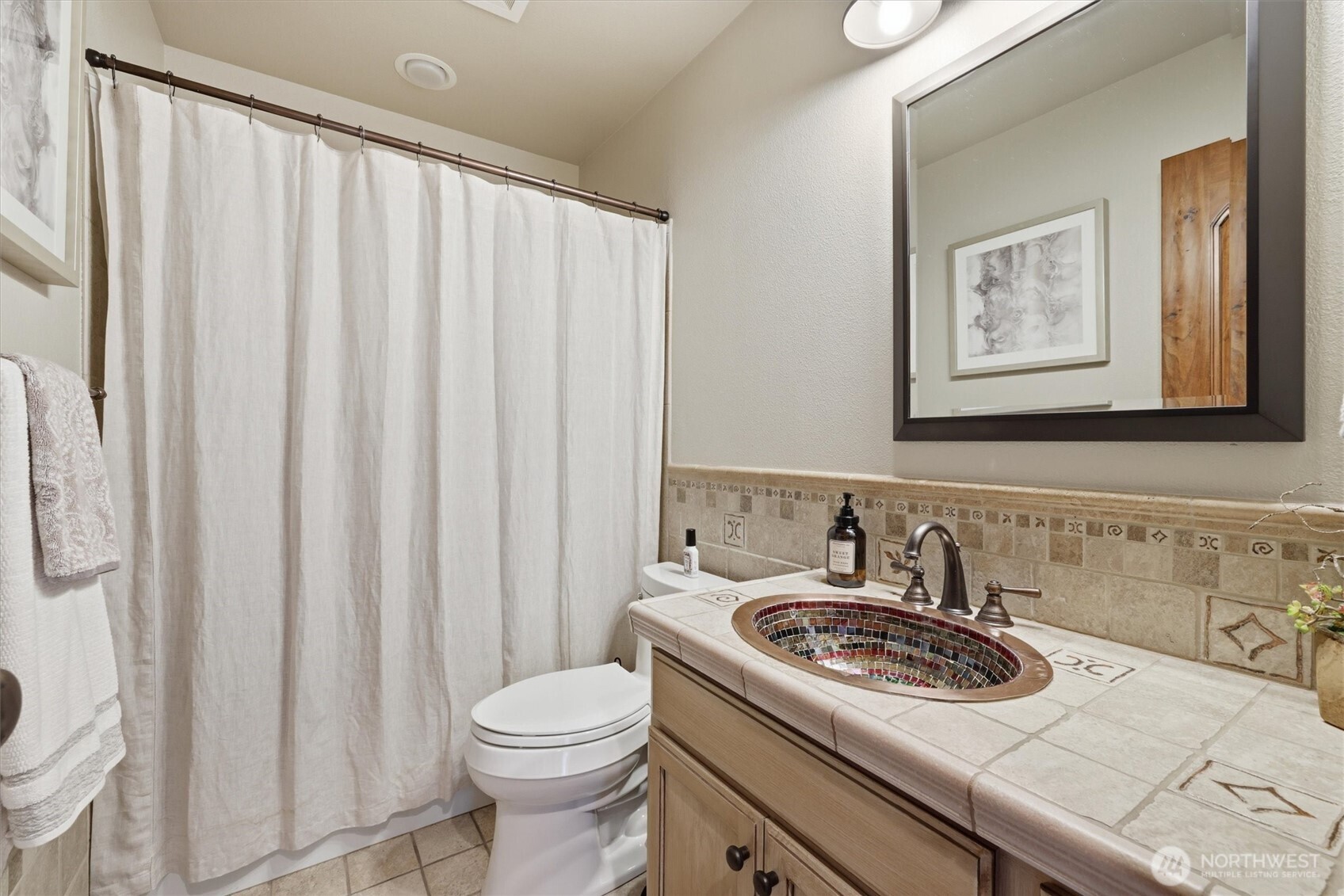 1202 184th Avenue Ct E, Lake Tapps, WA 98391