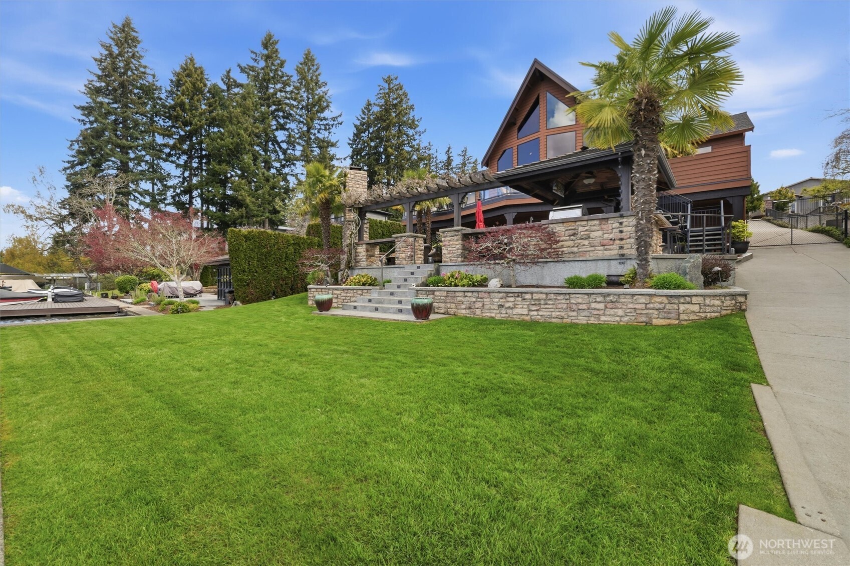 1202 184th Avenue Ct E, Lake Tapps, WA 98391