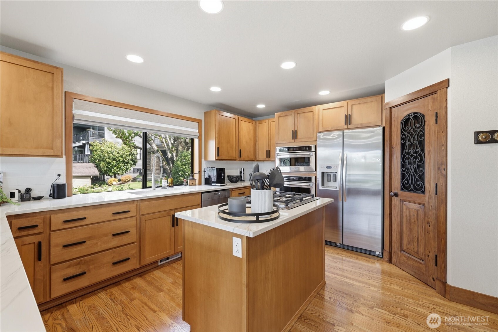 1202 184th Avenue Ct E, Lake Tapps, WA 98391