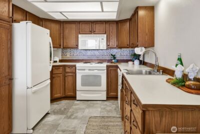 424 14th Street Ct #202, Bellingham, WA 98225 - Photo 12