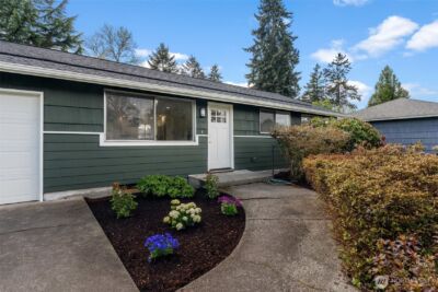 10410 Irene Avenue SW, Lakewood, WA 98499-4737 - Photo 2