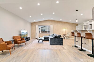 14314 110th Avenue Ct E, Puyallup, WA 98374 - Photo 2