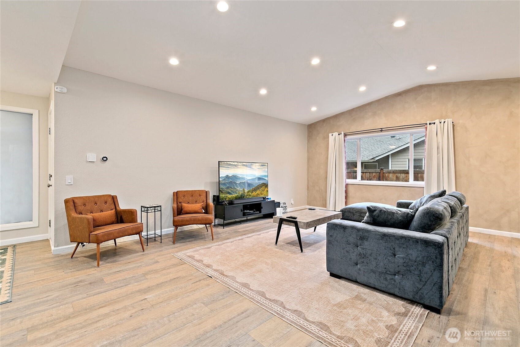 14314 110th Avenue Ct E, Puyallup, WA 98374