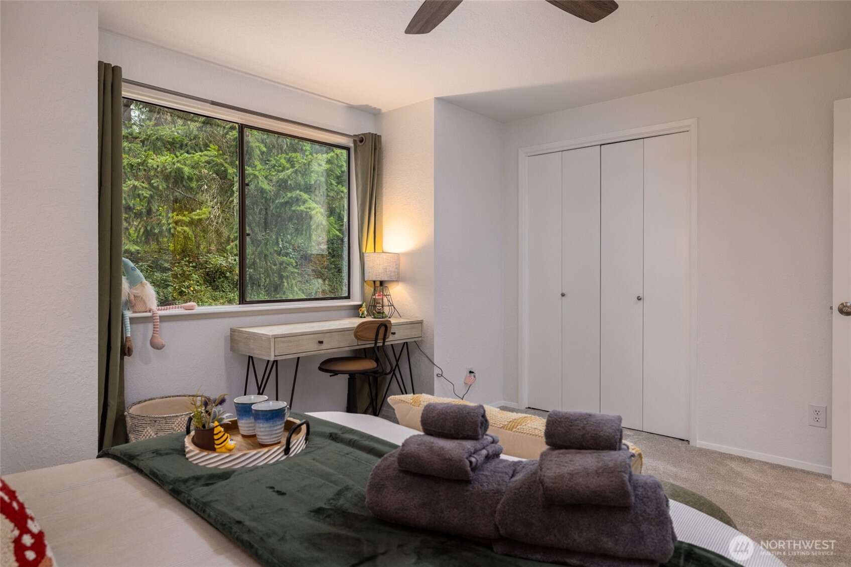 26928 State Route 525 , Coupeville, WA 98239