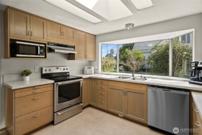 12120 A Street S, Tacoma, WA 98444 - Photo 8