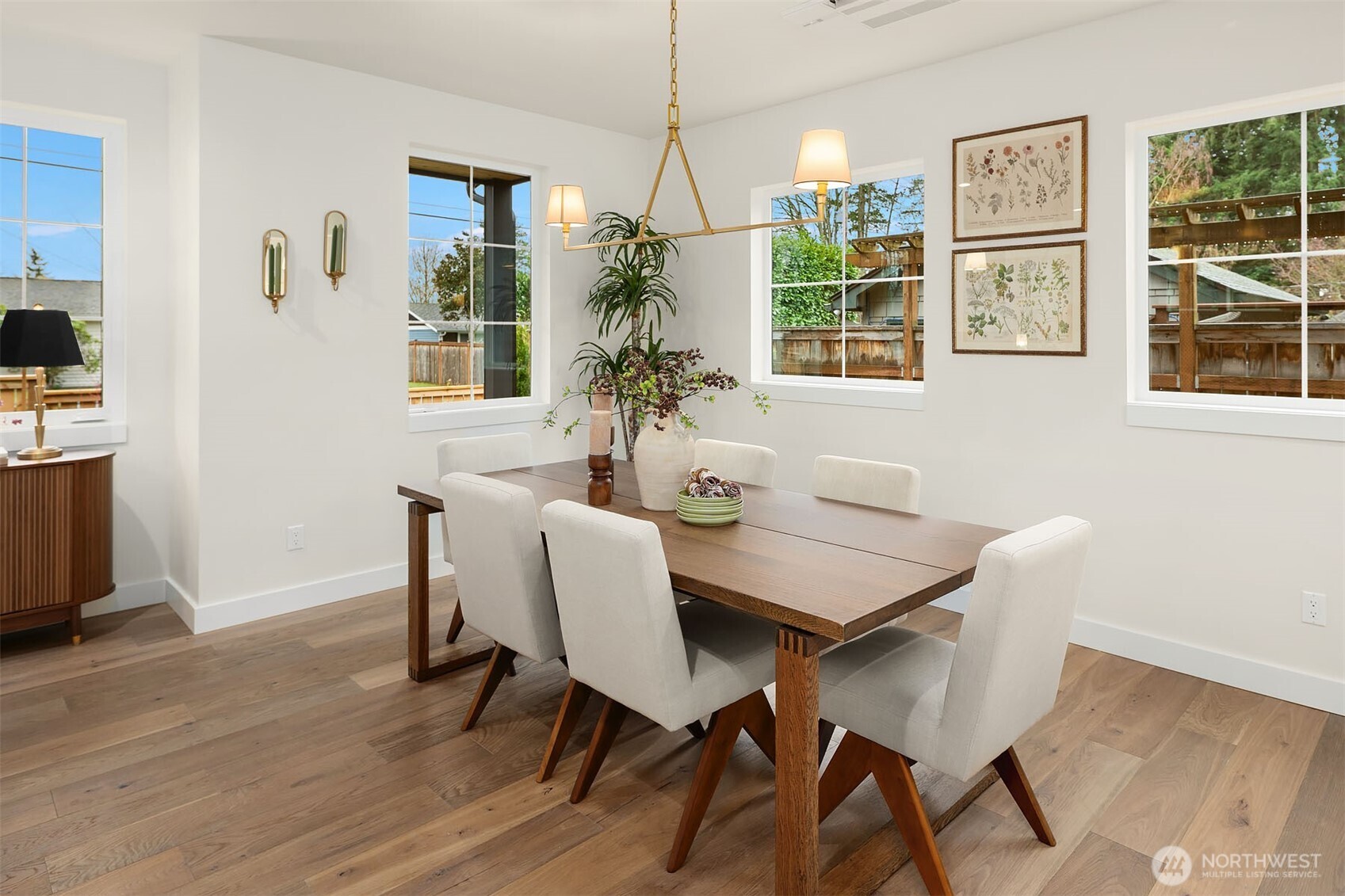 11416 NE 90th Street , Kirkland, WA 98033