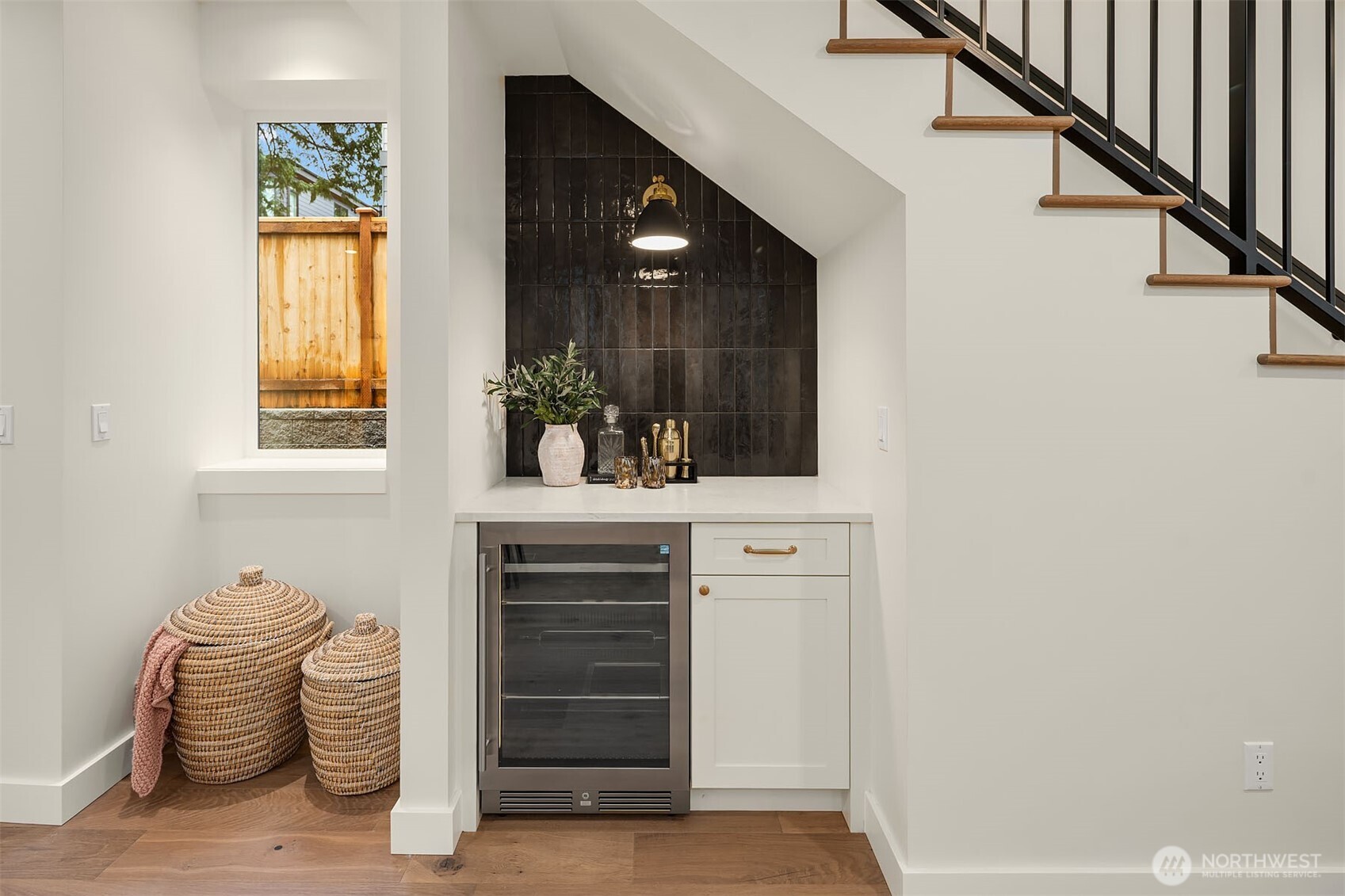 11418 NE 90th Street , Kirkland, WA 98033