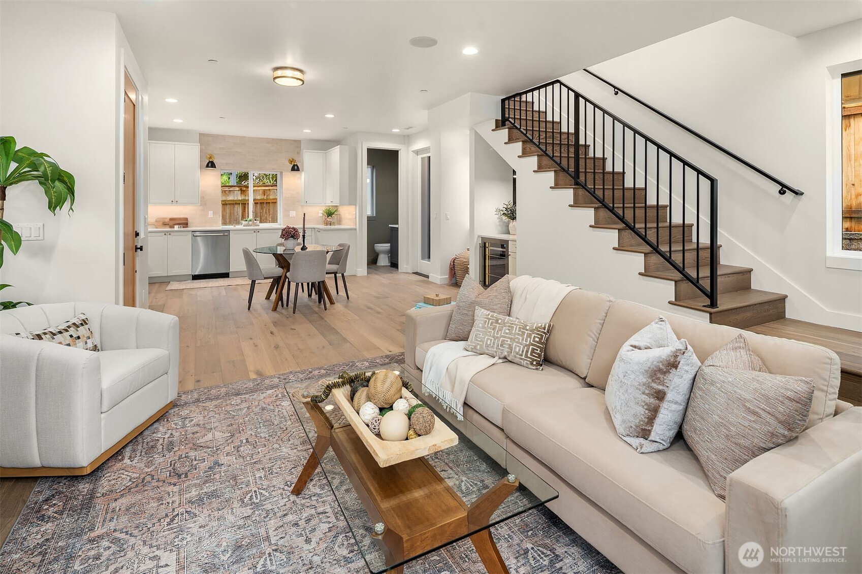 11418 NE 90th Street , Kirkland, WA 98033