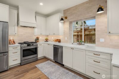 11418 NE 90th Street , Kirkland, WA 98033 - Photo 9