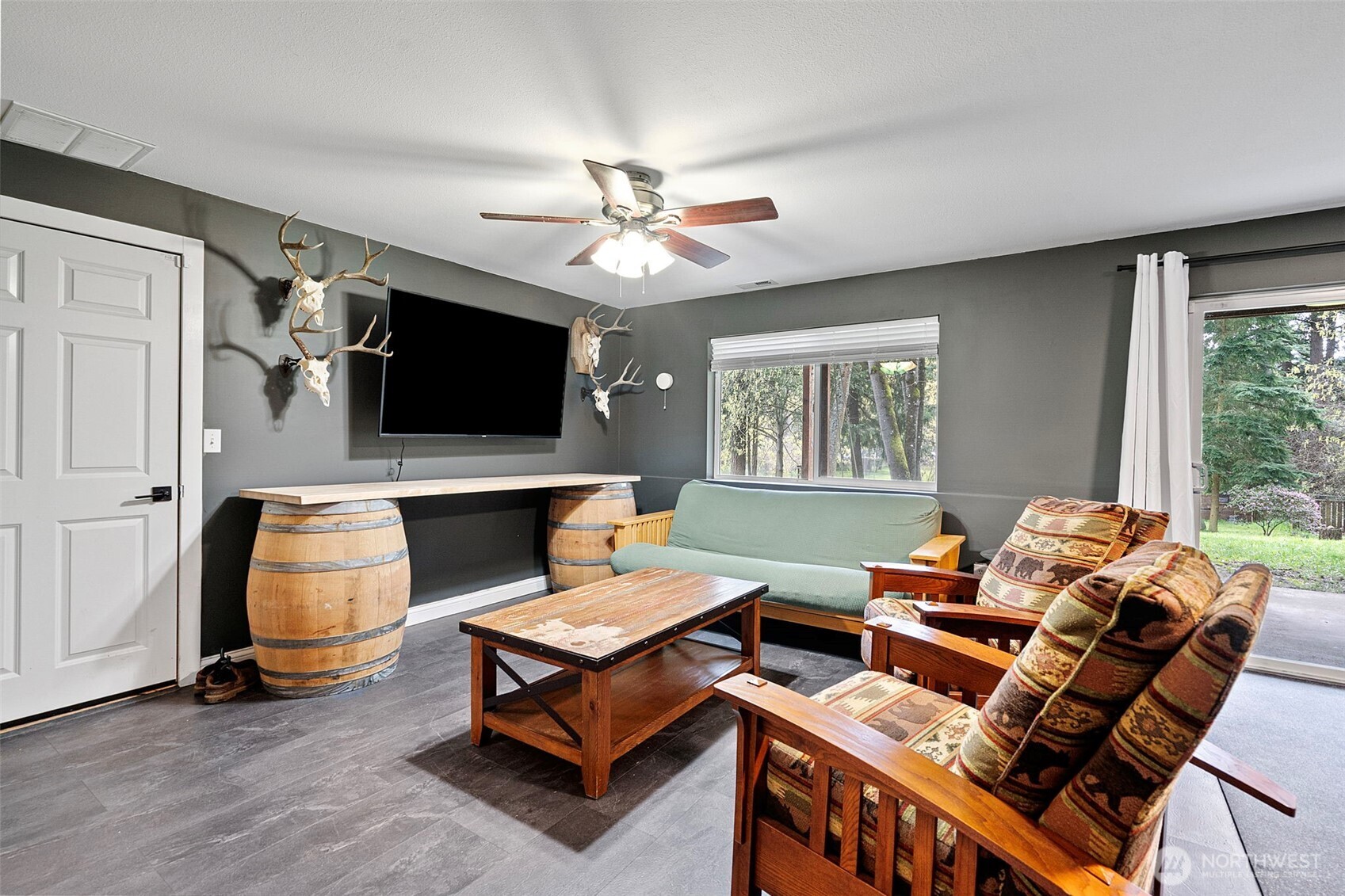 17511 Scenic Shores Court SE, Yelm, WA 98597