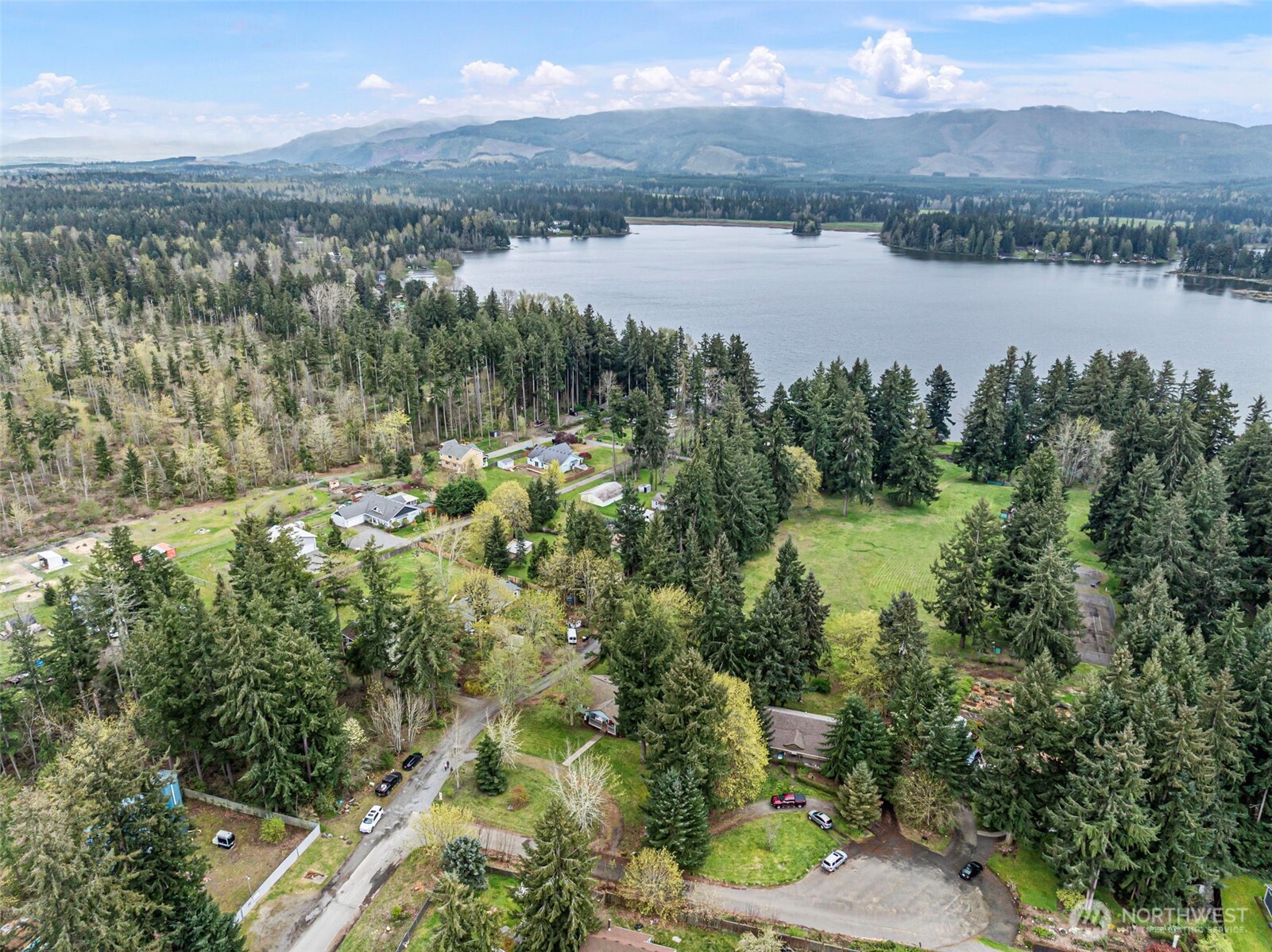 17511 Scenic Shores Court SE, Yelm, WA 98597