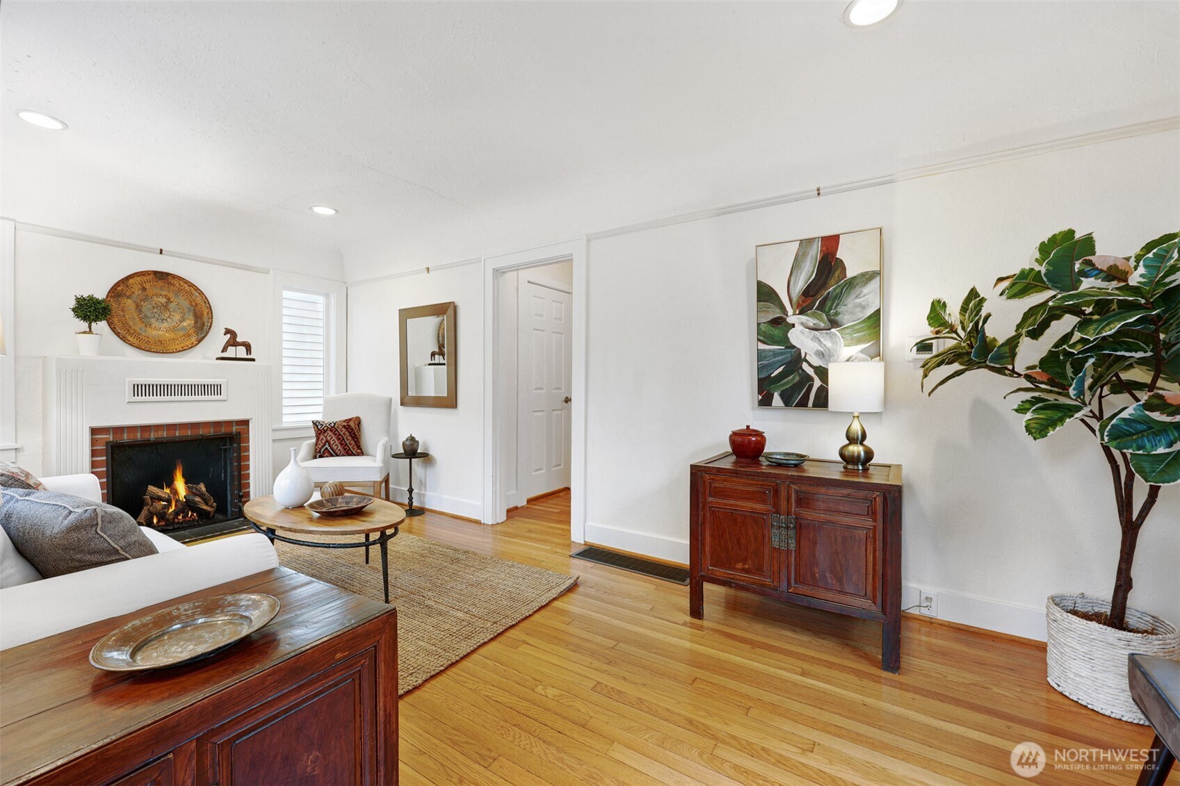 7049 Ravenna Avenue NE #B, Seattle, WA 98115