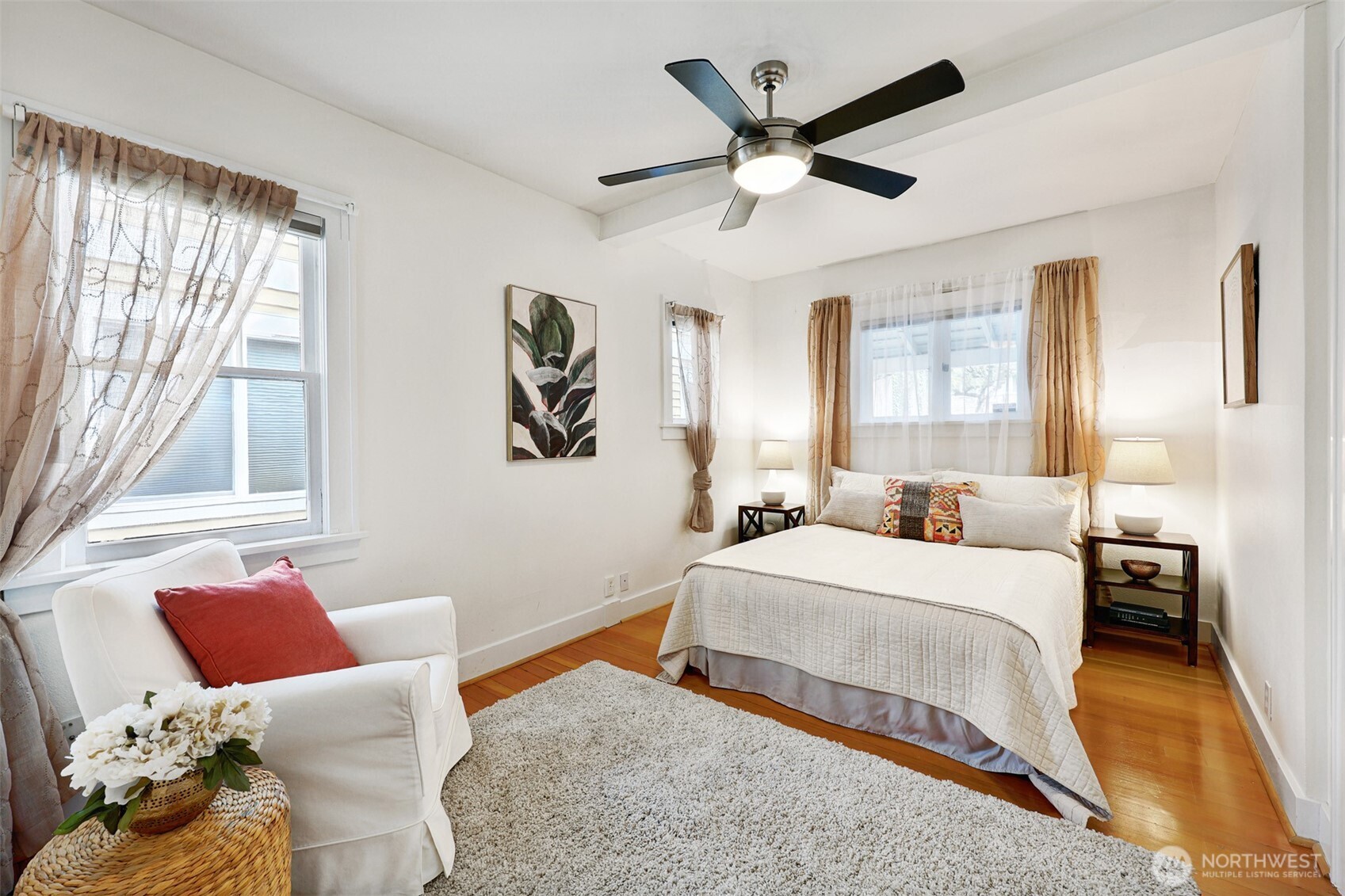 7049 Ravenna Avenue NE #B, Seattle, WA 98115