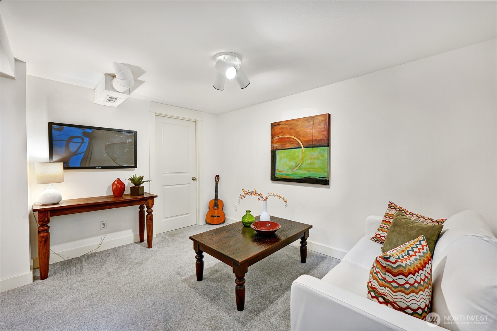 7049 Ravenna Avenue NE #B, Seattle, WA 98115