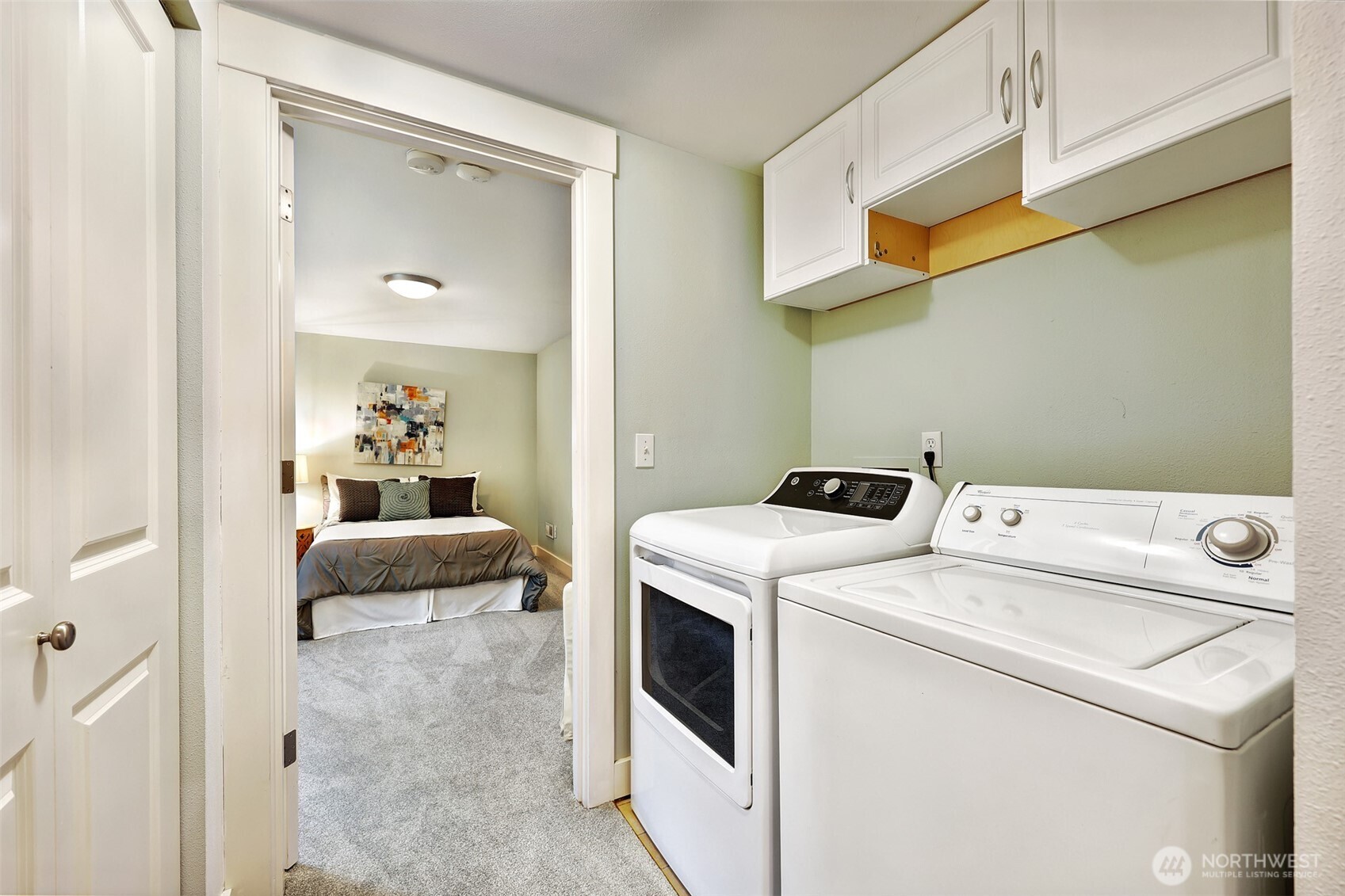7049 Ravenna Avenue NE #B, Seattle, WA 98115