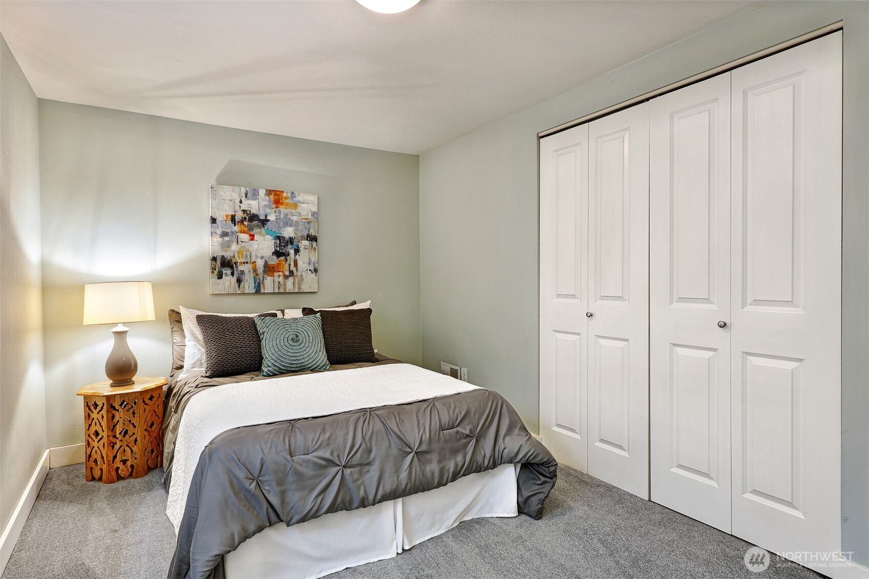 7049 Ravenna Avenue NE #B, Seattle, WA 98115