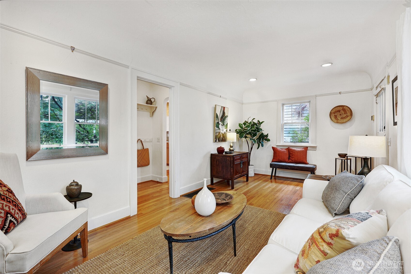 7049 Ravenna Avenue NE #B, Seattle, WA 98115