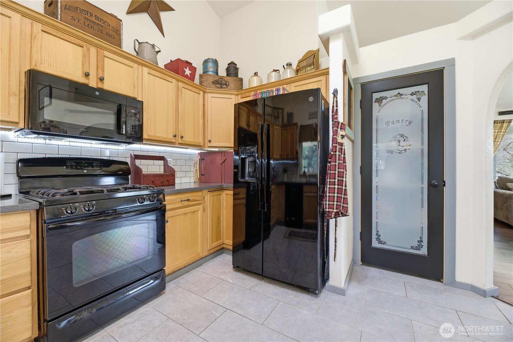 9227 176th Avenue SW, Rochester, WA 98579