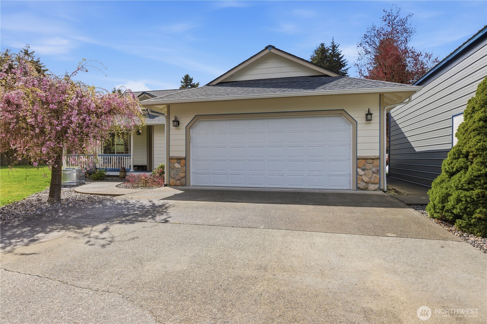 9227 176th Avenue SW, Rochester, WA 98579