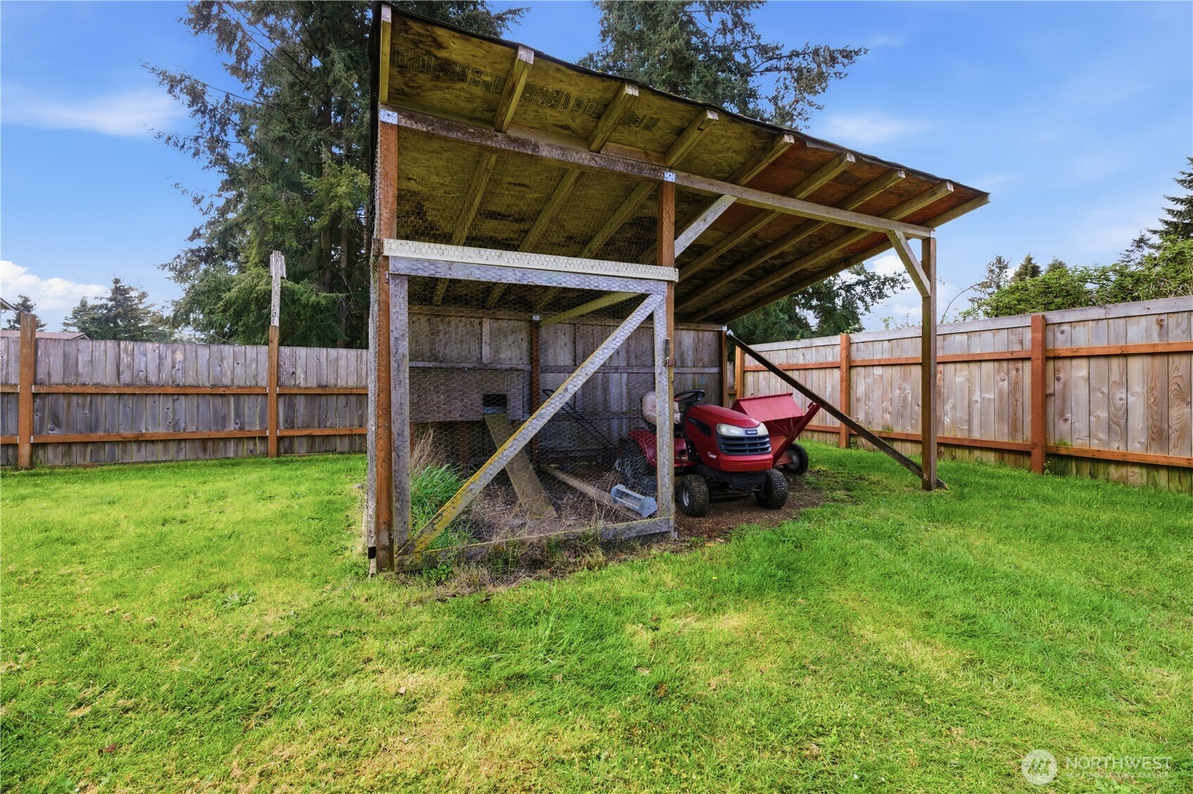 9227 176th Avenue SW, Rochester, WA 98579