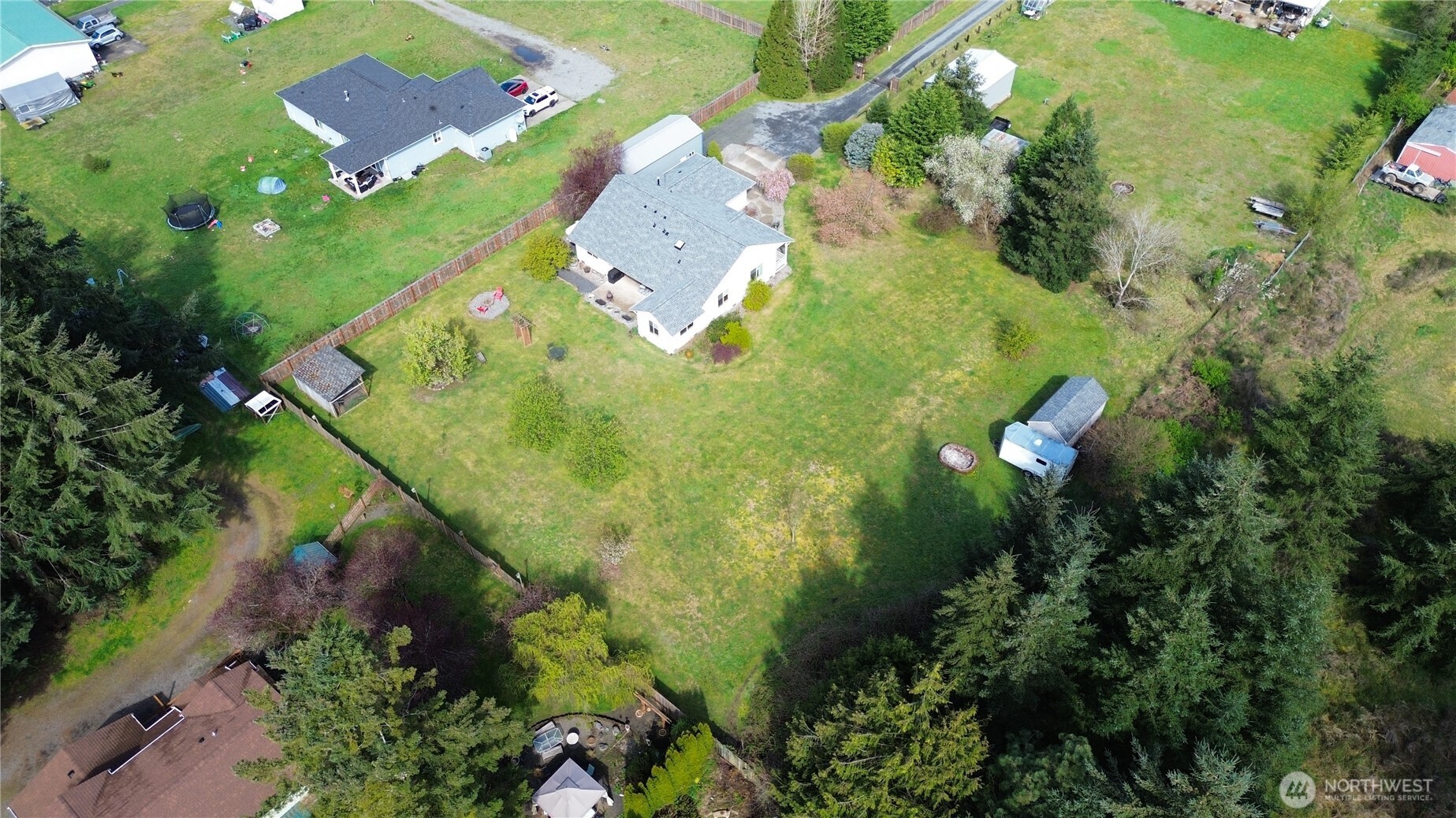 9227 176th Avenue SW, Rochester, WA 98579
