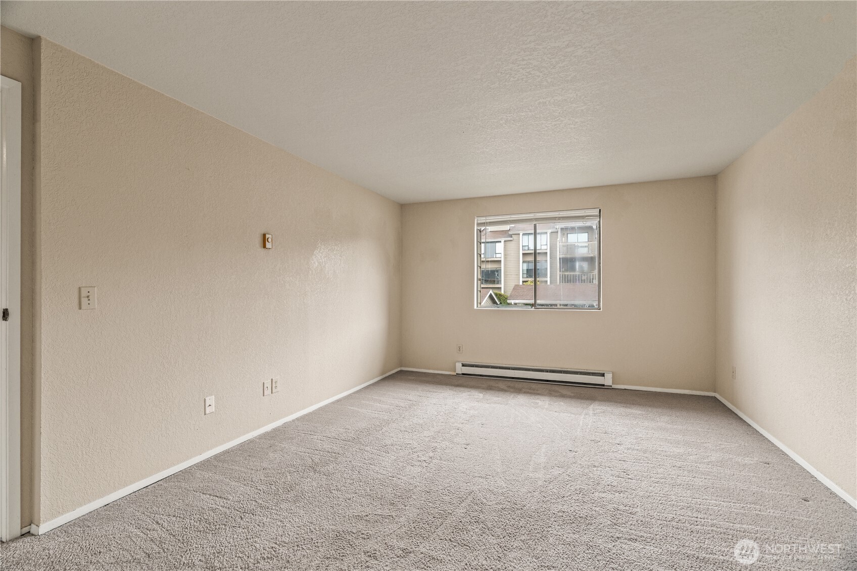 1319 S Puget Drive #D-35, Renton, WA 98055
