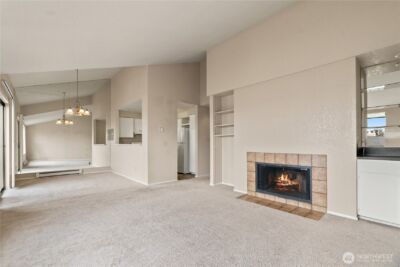 1319 S Puget Drive #D-35, Renton, WA 98055 - Photo 3
