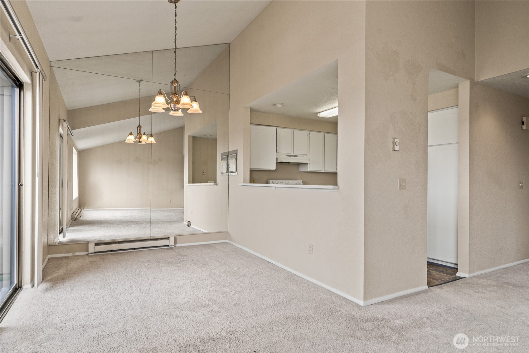 1319 S Puget Drive #D-35, Renton, WA 98055