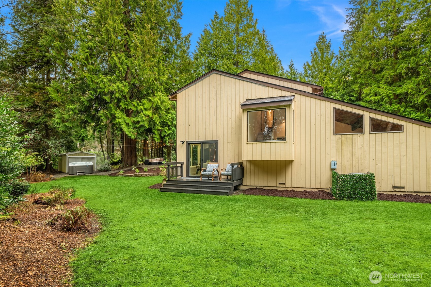 13716 50th Avenue W, Edmonds, WA 98026