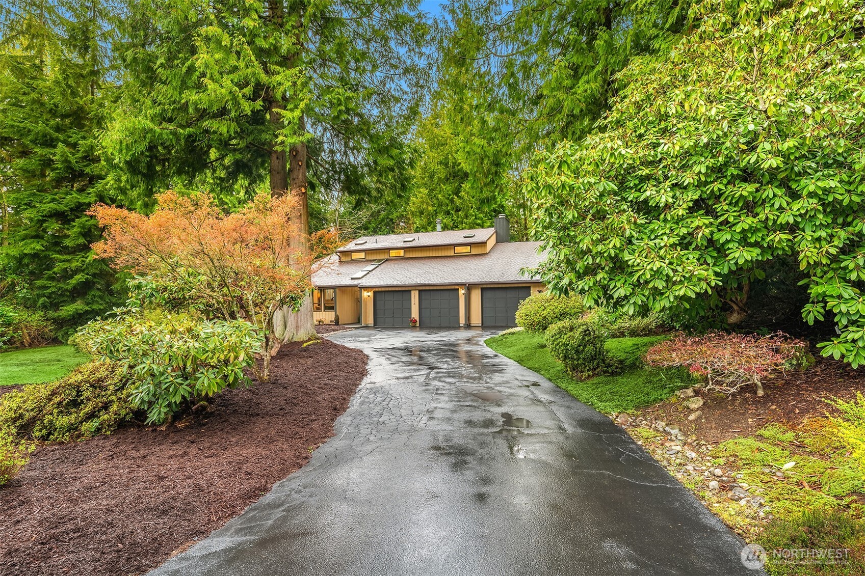 13716 50th Avenue W, Edmonds, WA 98026