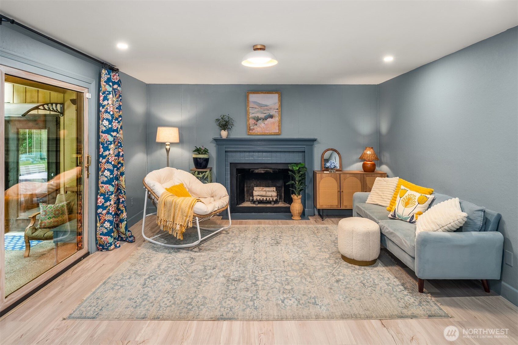 13716 50th Avenue W, Edmonds, WA 98026
