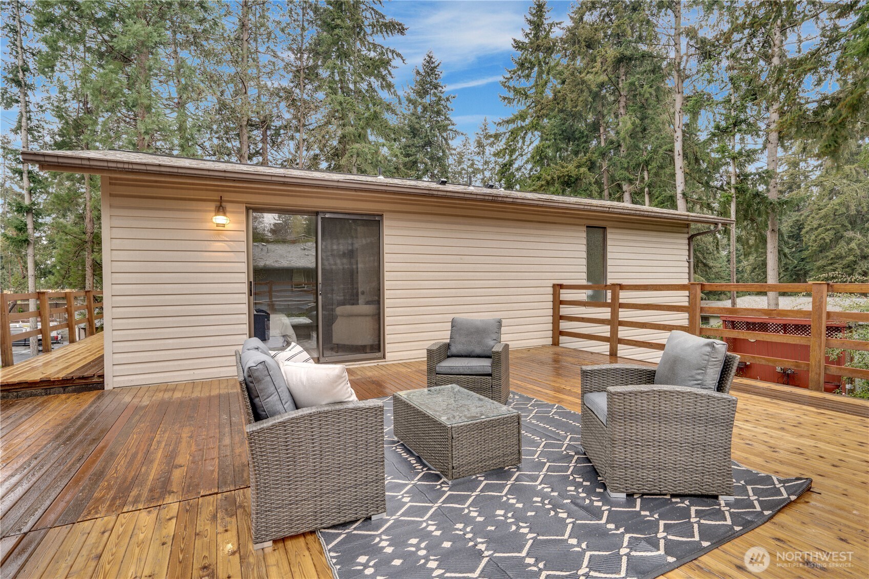 3910 82nd Avenue Ct W, University Place, WA 98466