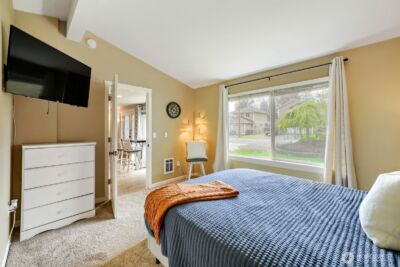 21650 SE 267th Street , Maple Valley, WA 98038-6110 - Photo 14