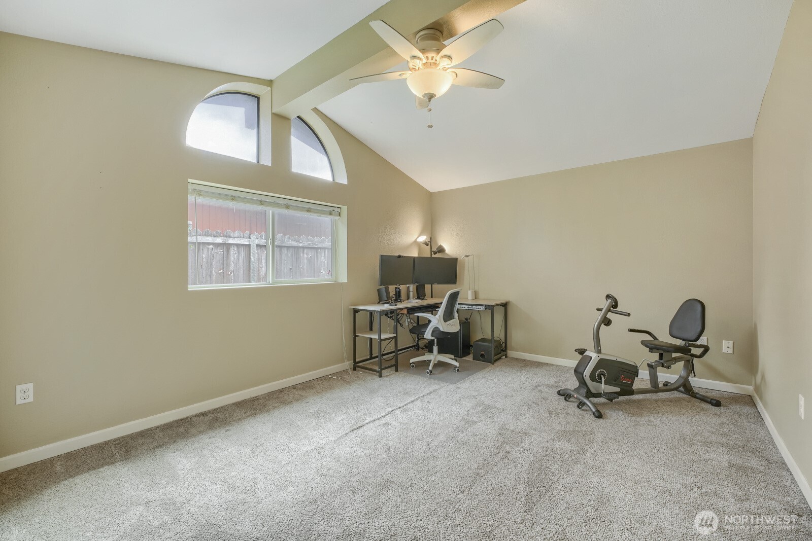 21650 SE 267th Street , Maple Valley, WA 98038-6110