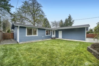 21650 SE 267th Street , Maple Valley, WA 98038-6110 - Photo 2