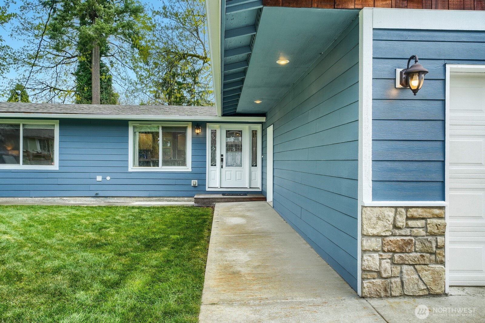21650 SE 267th Street , Maple Valley, WA 98038-6110