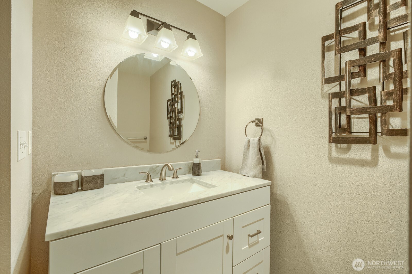 21650 SE 267th Street , Maple Valley, WA 98038-6110