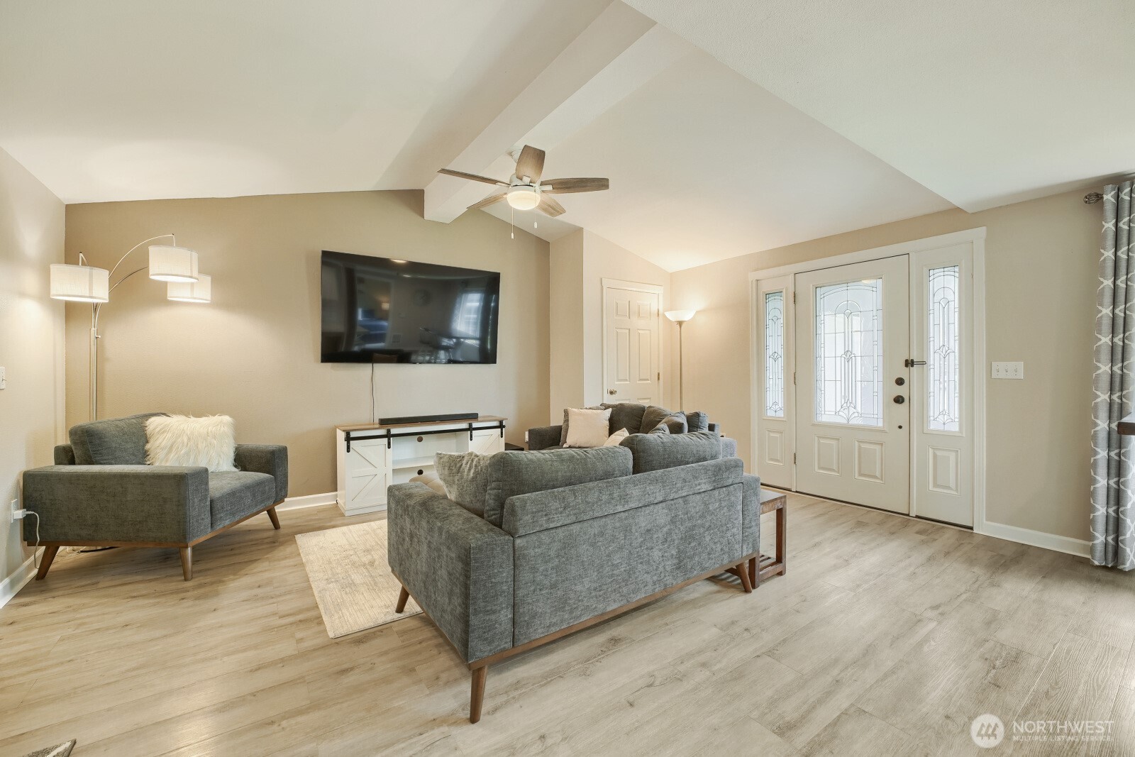 21650 SE 267th Street , Maple Valley, WA 98038-6110