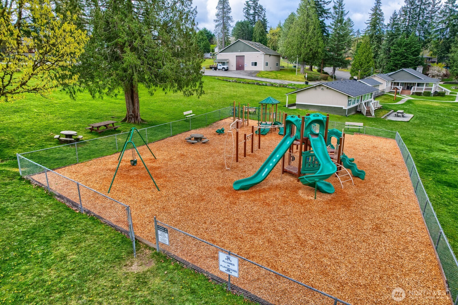 21650 SE 267th Street , Maple Valley, WA 98038-6110