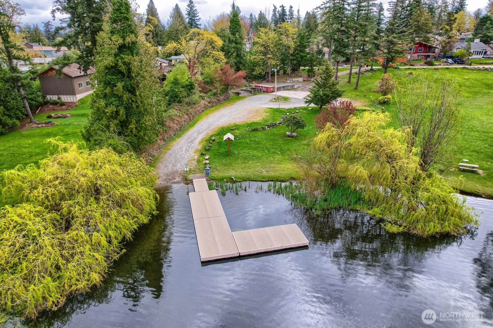 21650 SE 267th Street , Maple Valley, WA 98038-6110