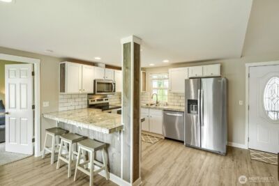 21650 SE 267th Street , Maple Valley, WA 98038-6110 - Photo 8