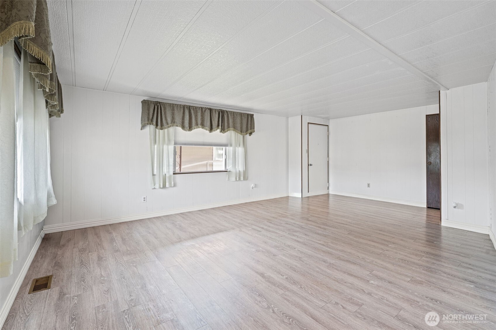 1402 22nd Street NE #27, Auburn, WA 98002