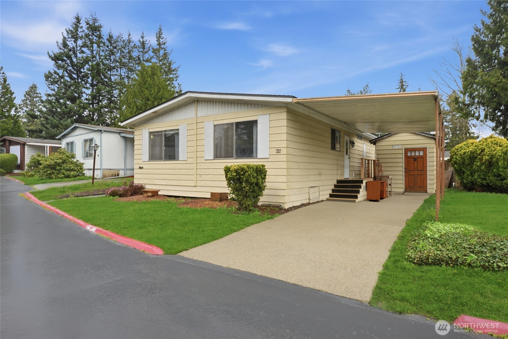 12605 E Gibson Rd #65, Everett, WA 98204-8601