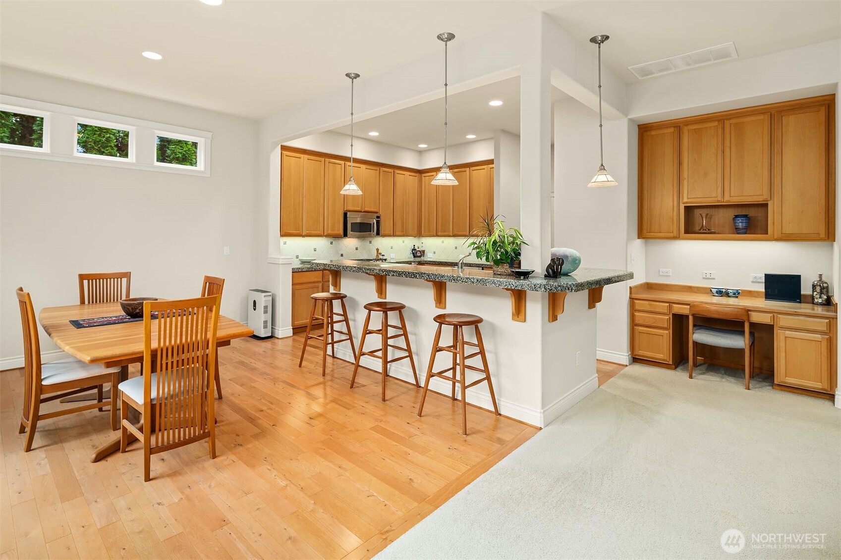 11787 159th Avenue NE, Redmond, WA 98052